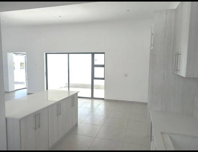 2 BEDROOM HOUSE FOR SALE IN LAAIPLEK